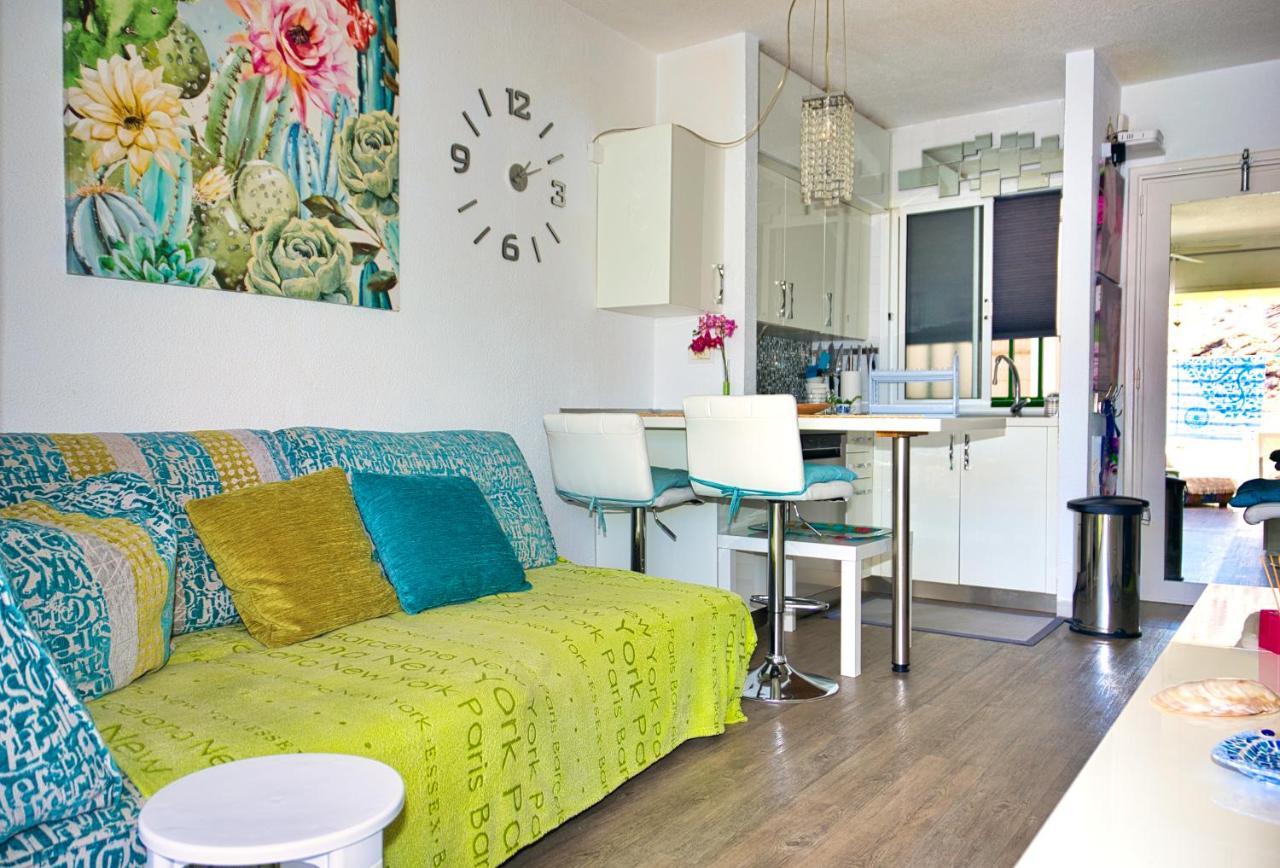 Malibu 2 Apartamento Con Aire Acondicionado, Campo De Tennis Y Piscina Con Solarium Puerto Rico  Esterno foto